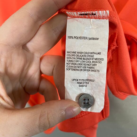 PGA Tour Golf Polo Size Medium - Picture 4 of 4